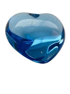 Baccarat Crystal Puffed Heart Paperweight